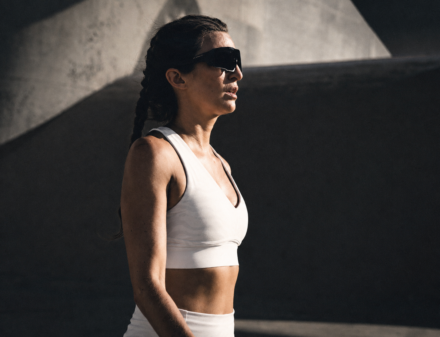 Focused runner before her race